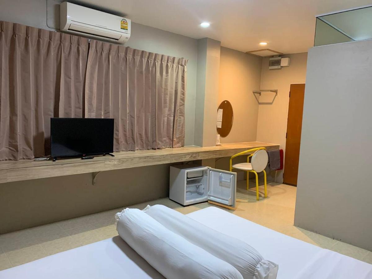פיטסנולוק Lithai Guesthouse מראה חיצוני תמונה