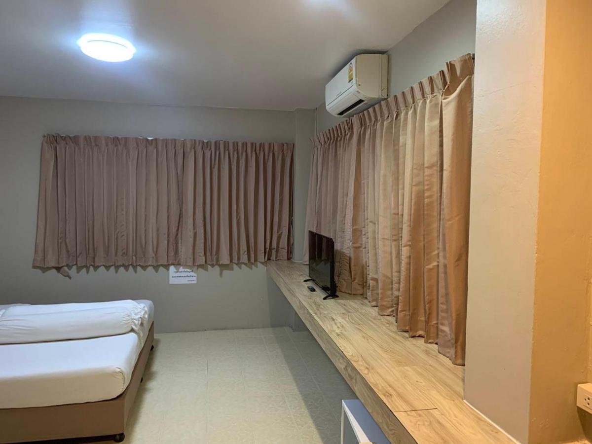פיטסנולוק Lithai Guesthouse מראה חיצוני תמונה