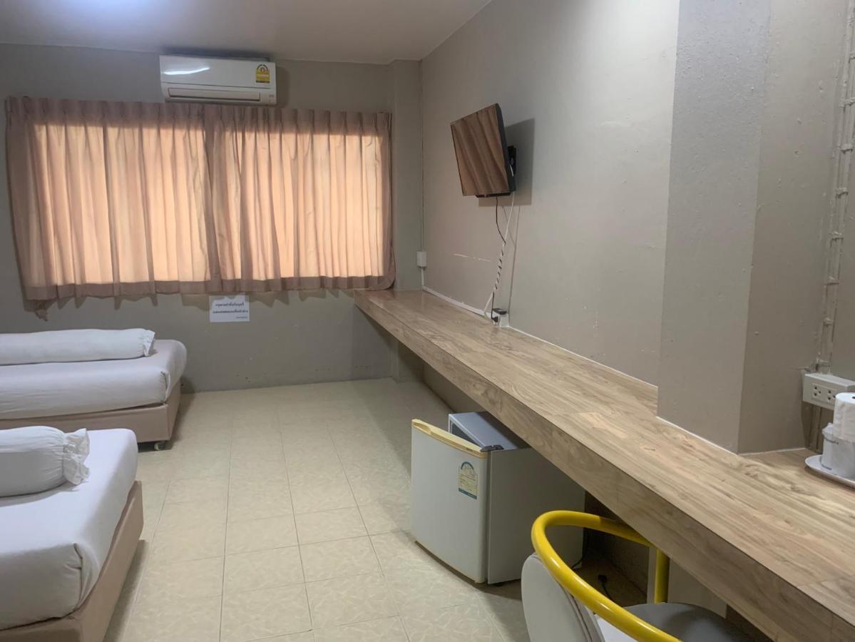פיטסנולוק Lithai Guesthouse מראה חיצוני תמונה